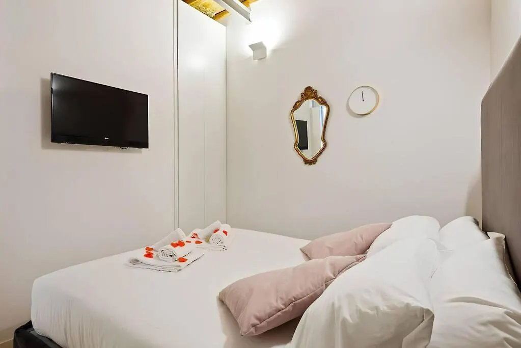Apartment Hostme Piazza Navona Apartament Rome